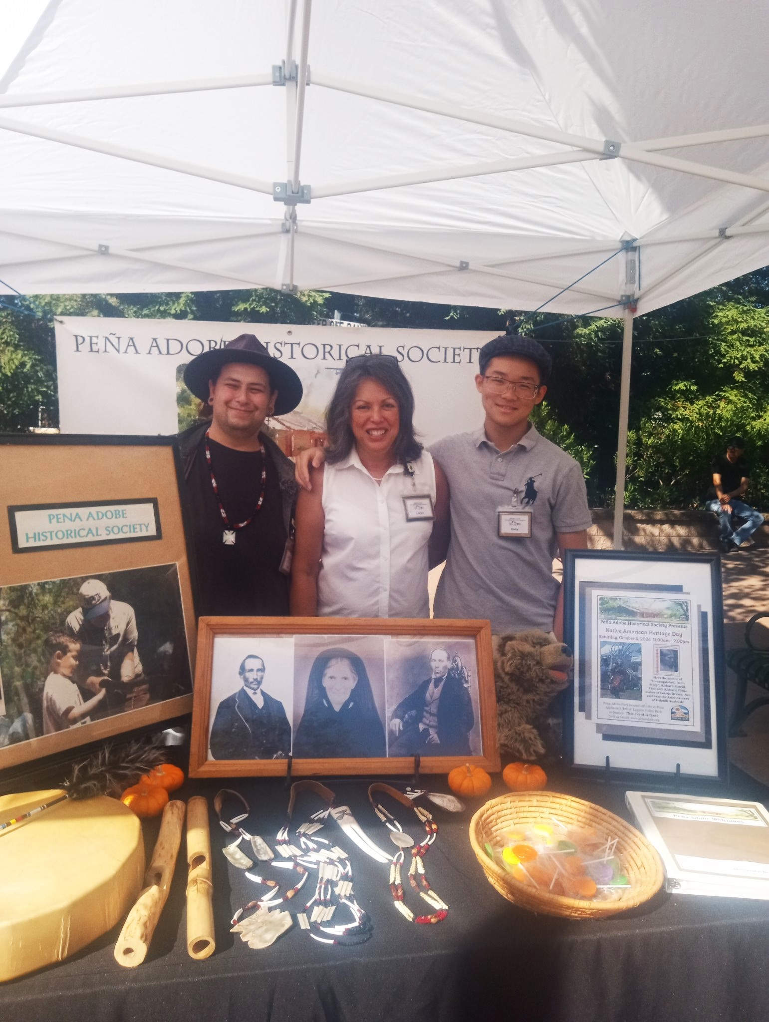 Pena Adobe Historical Society Volunteers at the  Vacaville Farmers Market!