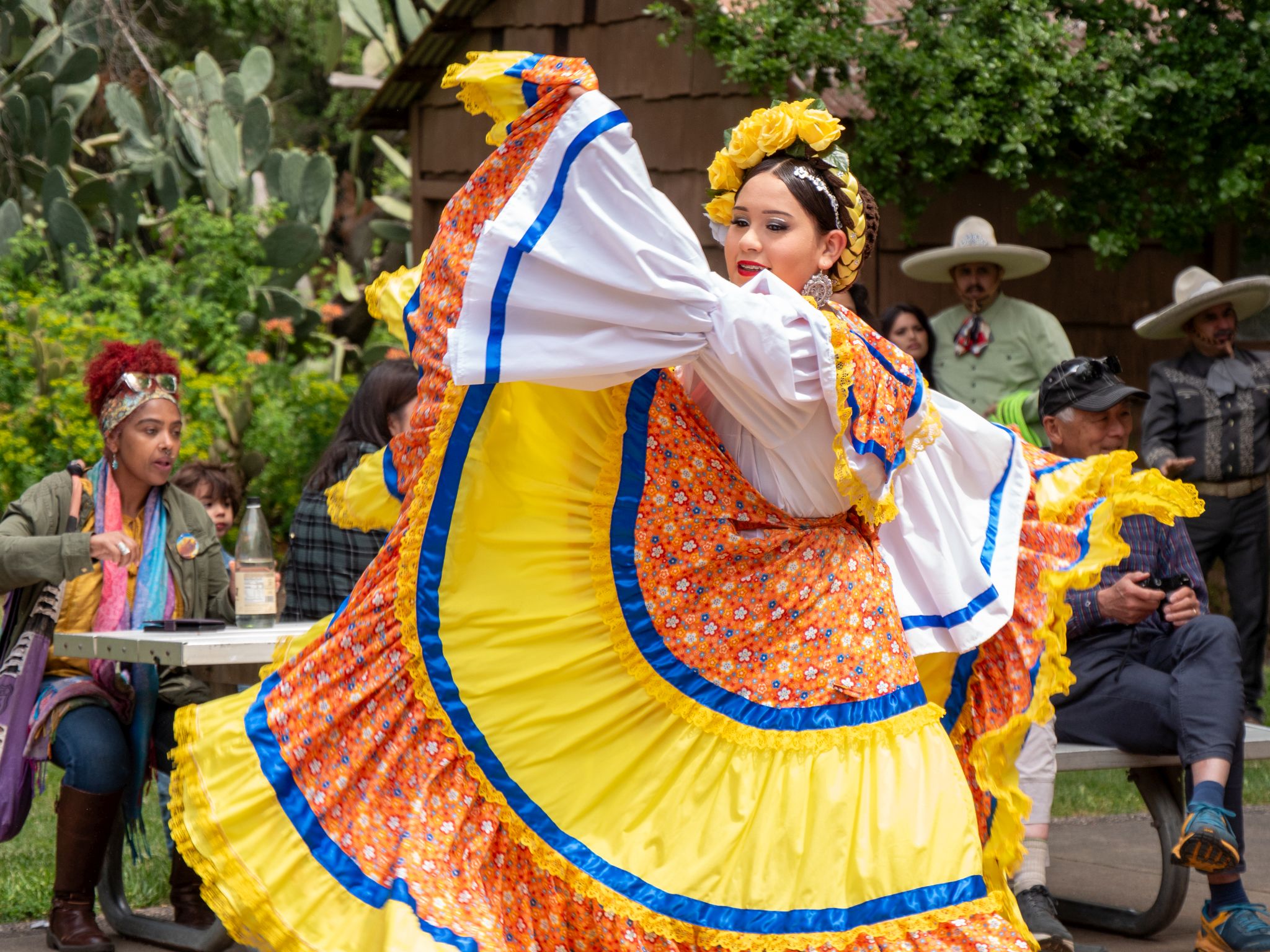Son Dé Metztli Grupo Folklorico dancer at Peña Adobe.